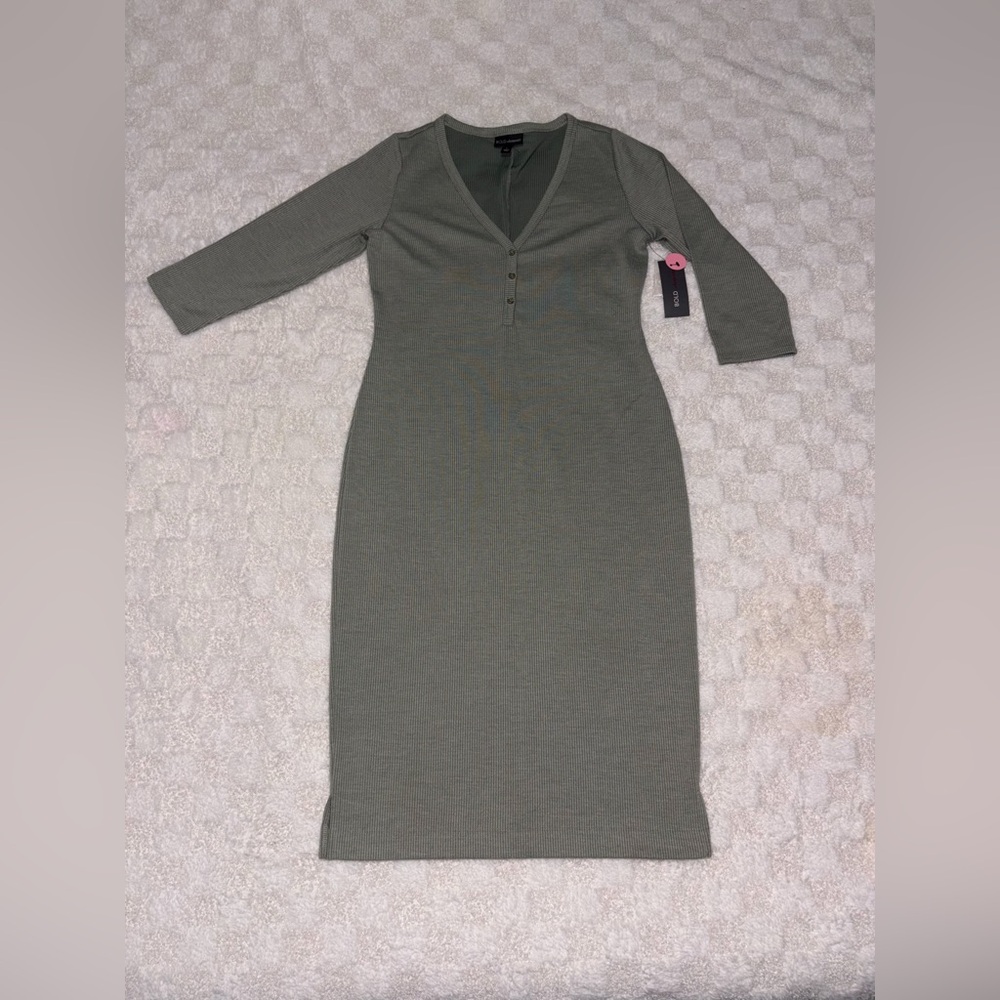 Bold Elements Sage Green Ribbed Knit 3/4 Sleeve Stretch Midi Dress • Large